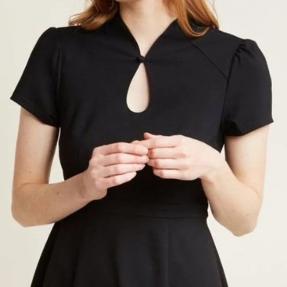 Highcollared Keyhole Blouse in Black - Picture 1 of 2